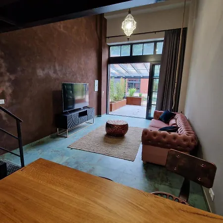 Loft Fabrika فيهْنِ