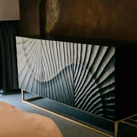 Loft Fabrika 아파트 비헨