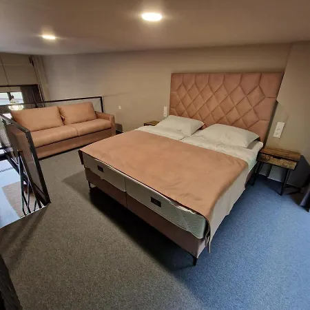 아파트 Loft Fabrika