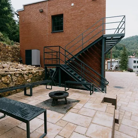 Loft Fabrika *